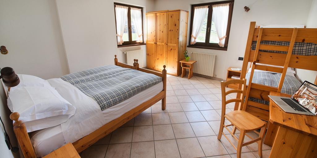 Hotel Gallo Cedrone Valdisotto Room photo