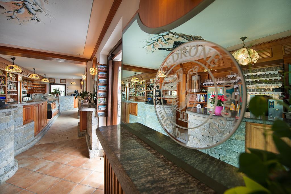 Hotel Gallo Cedrone Valdisotto Exterior photo